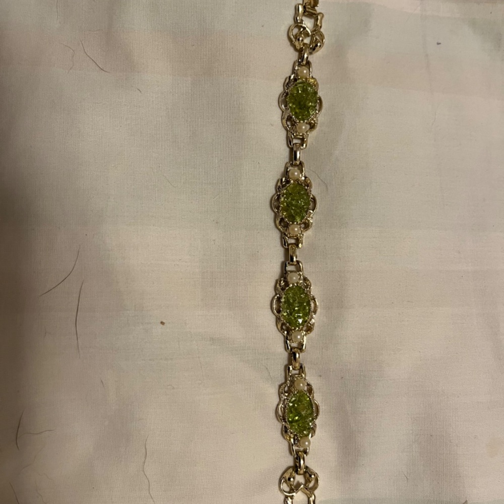 Bracelet with green stones - Picture 3 of 6